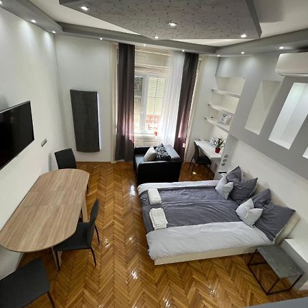 Szechenyi Apartman 미슈콜츠 외부 사진