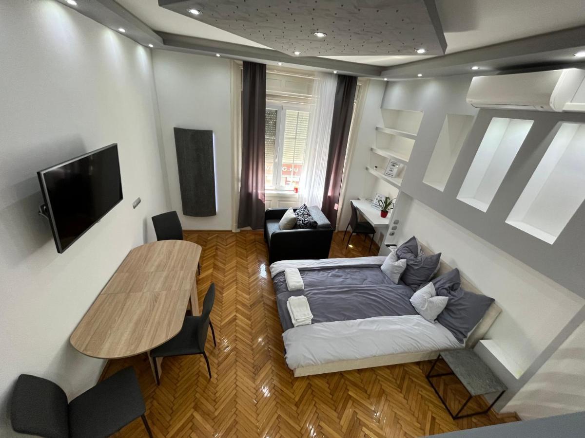 Szechenyi Apartman 미슈콜츠 외부 사진