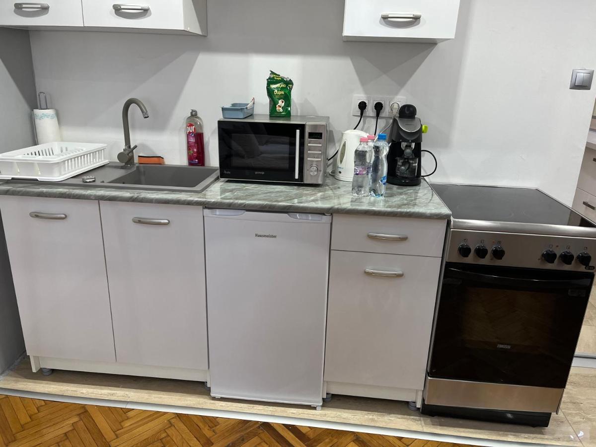 Szechenyi Apartman 미슈콜츠 외부 사진