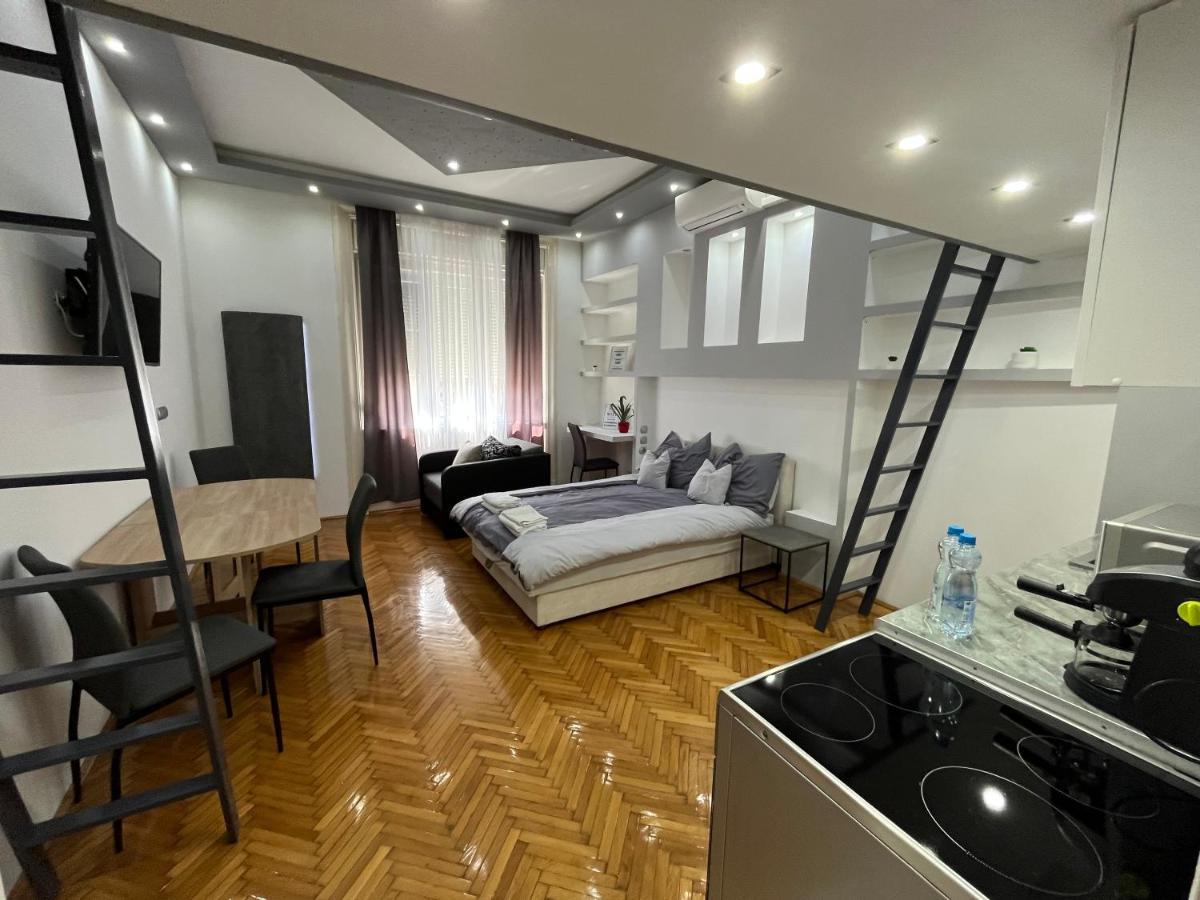 Szechenyi Apartman 미슈콜츠 외부 사진
