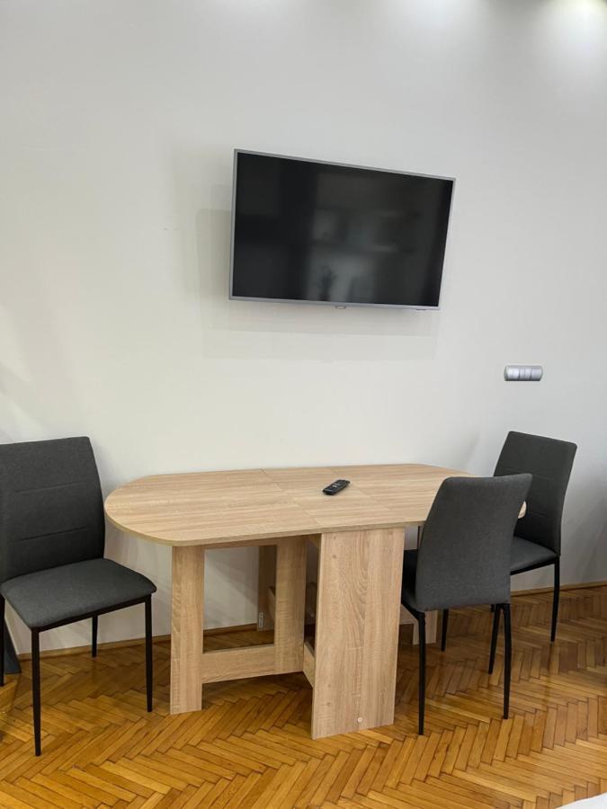 Szechenyi Apartman 미슈콜츠 외부 사진